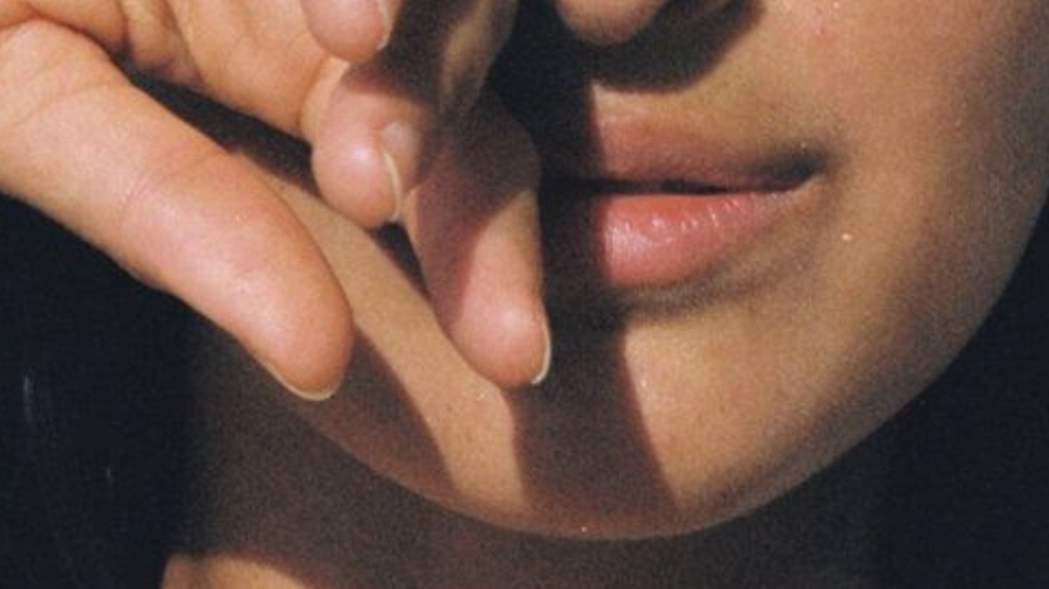 How to make the skin plump? Follow Face Club's easy steps for skin aging prevention.
