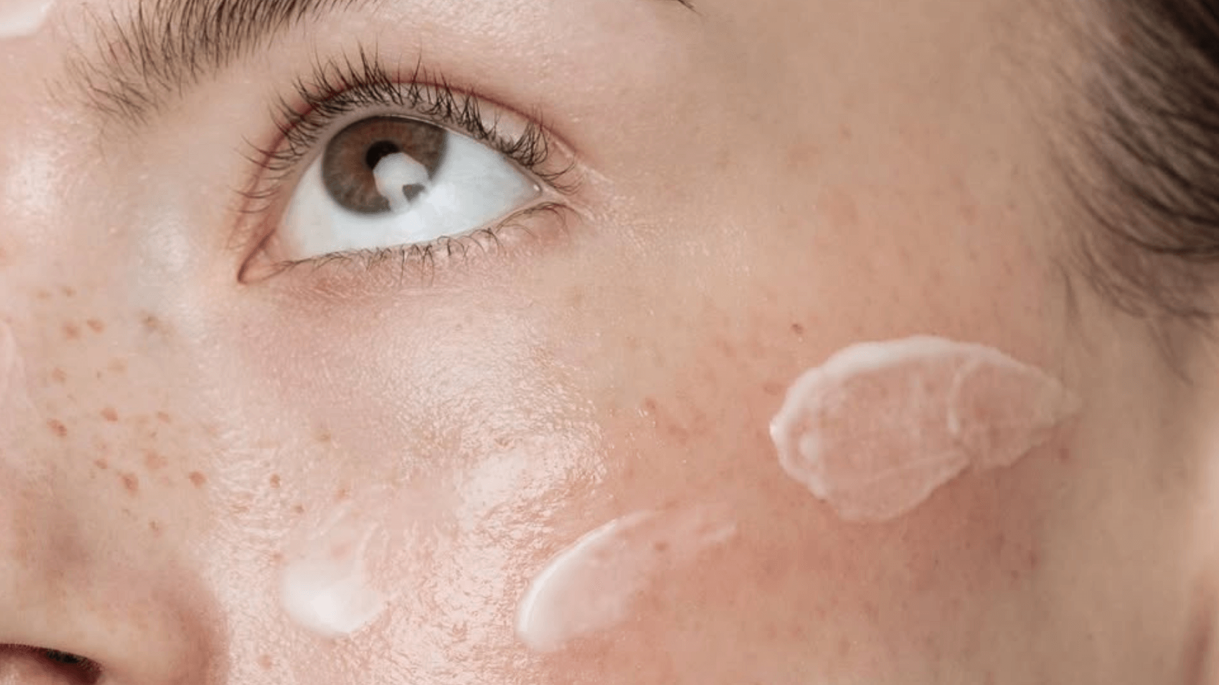 ÂN-DEW Serum: The Ultimate Brightening and Clarifying Treatment
