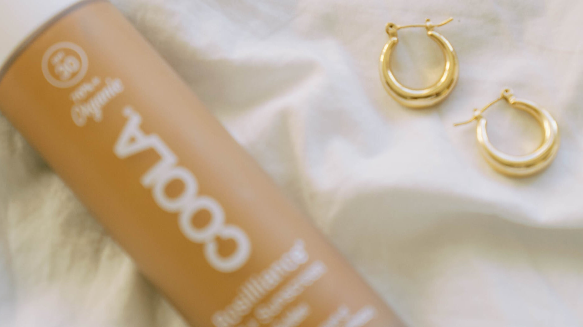 Your Glow, Your Shade: Why Coola Rosilliance Is Our Go-To Tinted SPF