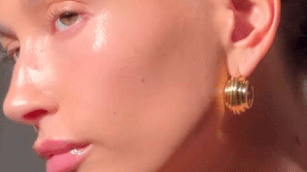 Exfoliation: What Exactly Does it Do and How Often Should I Do it?