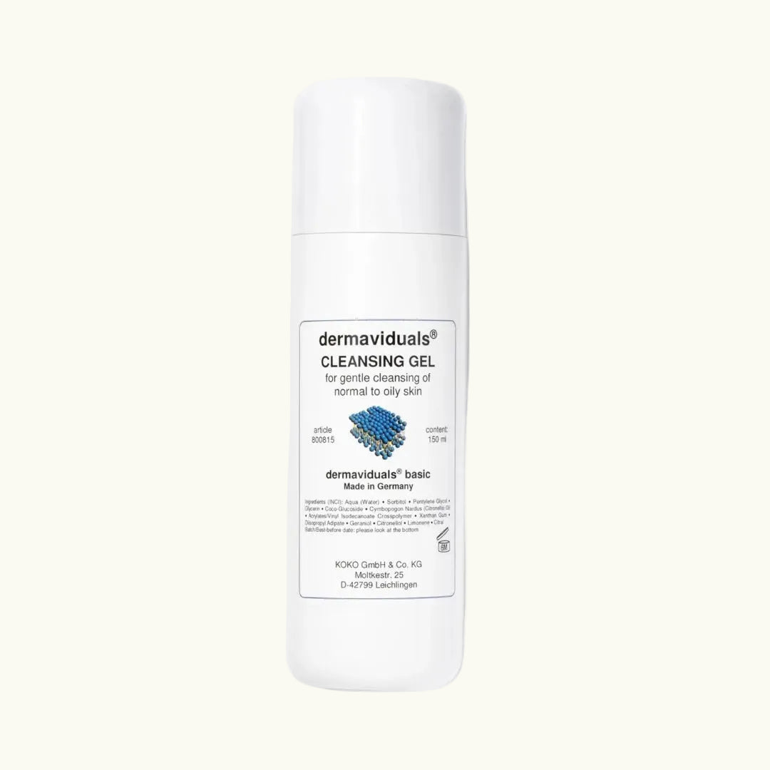 This all-in-one cleansing gel, perfect for sensitized or reactive skin, gently yet intensely cleanses while maintaining the natural dermal barrier, melting away all traces of the day and boosting hydration for clean, nourished skin.