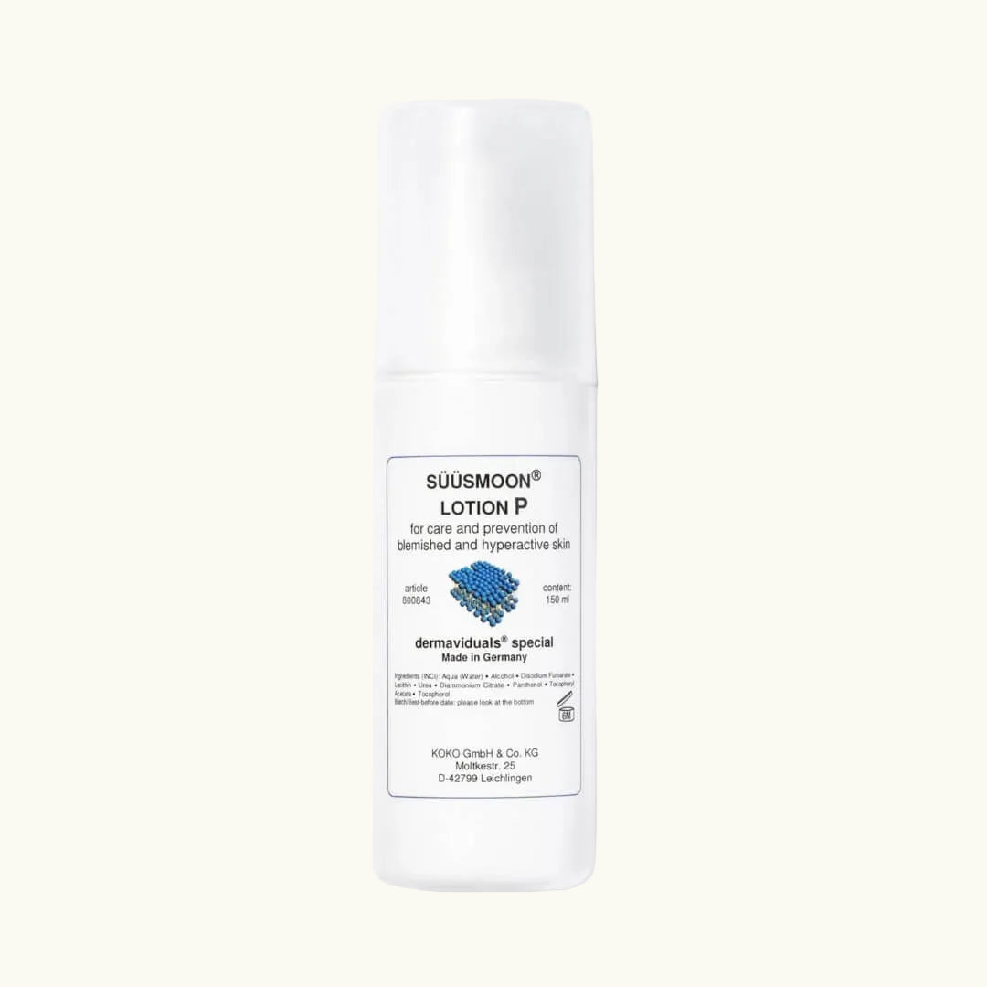 Dual-purpose lotion toner: Purifies, calms, hydrates stressed skin.