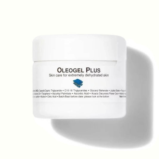 Oleogel Plus: Rich balm for dry, cracked skin, provides instant relief.